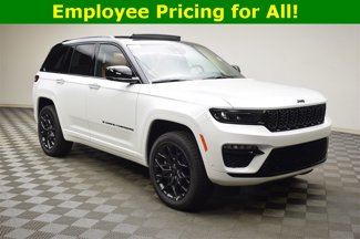 New 2025 Jeep Grand Cherokee Summit image 1