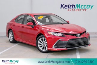 Used 2023 Toyota Camry LE image 1