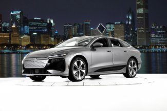 New 2025 Audi A6 e-tron Premium Plus image 1
