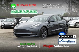 Used 2023 Tesla Model 3 Standard Range image 1
