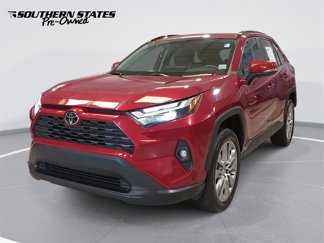 Used 2022 Toyota RAV4 XLE Premium image 1