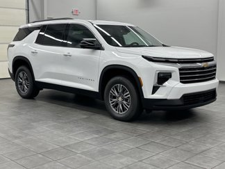 New 2025 Chevrolet Traverse LT w/ Enhanced Driving Package image 1
