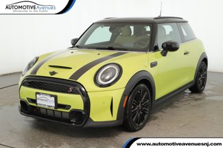 Used 2023 MINI Cooper S image 1