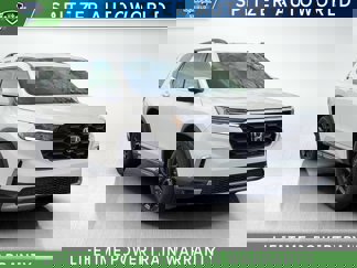New 2025 Honda Pilot Touring image 1