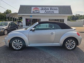 Used 2013 Volkswagen Beetle TDI image 1