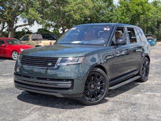 Used 2023 Land Rover Range Rover SE image 1