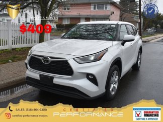 Used 2023 Toyota Highlander LE image 1