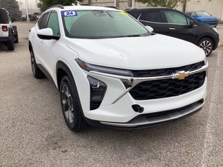 Used 2024 Chevrolet Trax LT image 1