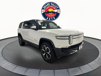 Used 2023 Rivian R1S Adventure image 1