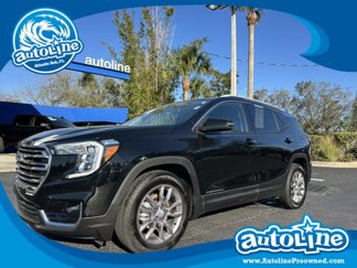 Used 2024 GMC Terrain SLT image 1
