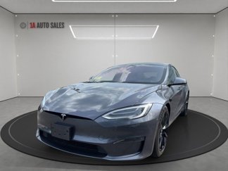 Used 2021 Tesla Model S Plaid image 1