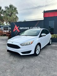 Used 2016 Ford Focus SE image 1