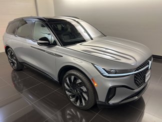 New 2025 Lincoln Nautilus Reserve image 1