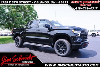 New 2025 Chevrolet Silverado 1500 LT Trail Boss w/ Convenience Package II image 1