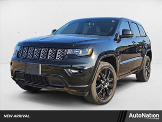 Used 2022 Jeep Grand Cherokee Laredo X image 1