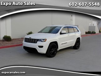 Used 2020 Jeep Grand Cherokee Altitude image 1