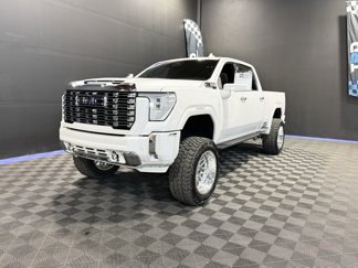 Used 2024 GMC Sierra 3500 Denali w/ Denali Reserve Package image 1