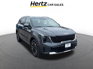 Used 2024 Kia Sorento S image 1