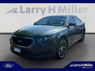 Used 2016 Ford Taurus SHO image 1