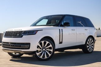 New 2025 Land Rover Range Rover SE image 1