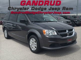Used 2018 Dodge Grand Caravan SE image 1