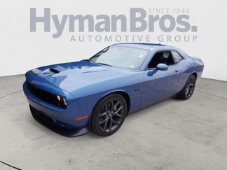 Used 2023 Dodge Challenger R/T w/ Plus Package image 1