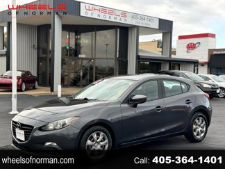 Used 2016 MAZDA MAZDA3 i Sport image 1