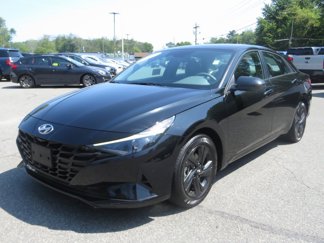 Used 2023 Hyundai Elantra SEL image 1