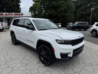 Used 2022 Jeep Grand Cherokee L Limited w/ Black Appearance Package image 1