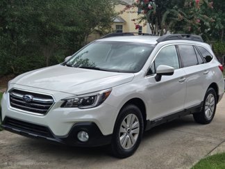 Used 2019 Subaru Outback 2.5i Premium image 1