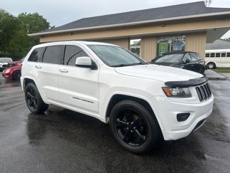 Used 2015 Jeep Grand Cherokee Altitude image 1