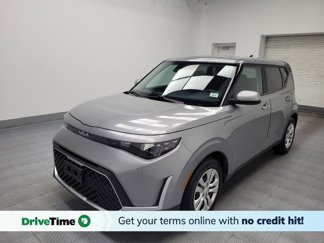 Used 2023 Kia Soul LX image 1