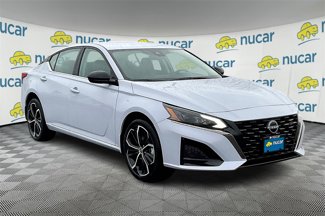 New 2025 Nissan Altima 2.5 SR image 1