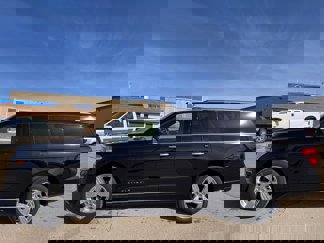 New 2024 Ford Expedition Max Platinum image 1