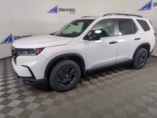 New 2025 Honda Pilot TrailSport image 1