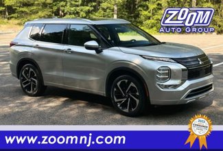 Used 2022 Mitsubishi Outlander SEL image 1