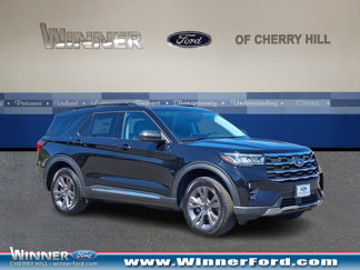 Used 2025 Ford Explorer Active w/ Active Comfort Package image 1