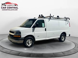 Used 2018 Chevrolet Express 3500 w/ Driver Convenience Package image 1