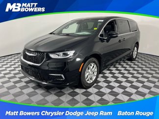 New 2026 Chrysler Pacifica Select image 1