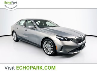 Used 2024 BMW 530i image 1