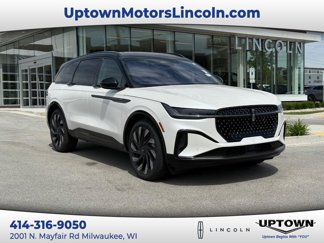 New 2025 Lincoln Nautilus Reserve image 1