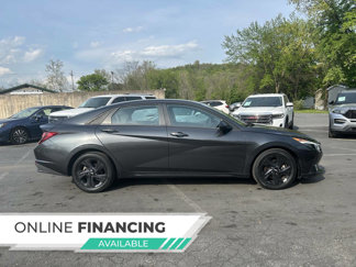 Used 2022 Hyundai Elantra SEL image 1