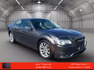 Used 2019 Chrysler 300 Limited image 1