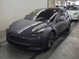 Used 2023 Tesla Model 3 Standard Range image 1