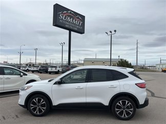 Used 2022 Ford Escape SE w/ SE Sport Appearance Package image 1