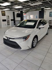 Used 2021 Toyota Corolla LE image 1