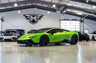 Used 2023 Lamborghini Huracan Tecnica image 1