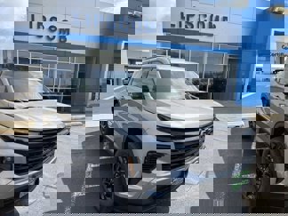 New 2026 Chevrolet Traverse LT w/ Midnight/Sport Edition image 1