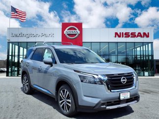 New 2025 Nissan Pathfinder Platinum image 1