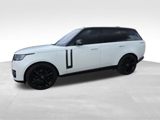 Used 2023 Land Rover Range Rover SE image 1